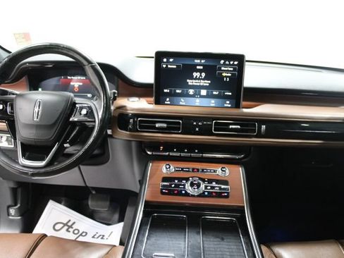 Used 2022 Lincoln Aviator Reserve w/ Equipment Group 201A AWD/4WD image 33