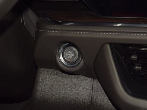 New 2026 Chevrolet Suburban LT w/ Comfort Package image 34