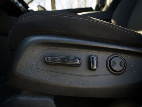 Used 2023 Honda CR-V EX image 40