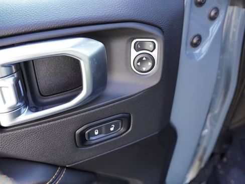 Certified 2025 Jeep Wrangler Unlimited Sahara w/ Safety Group image 23