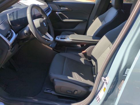 Used 2026 BMW X2 xDrive28i w/ Technology Package AWD/4WD image 16