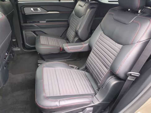 New 2026 Ford Explorer ST-Line AWD/4WD image 19