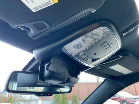 Used 2018 Dodge Charger GT AWD/4WD image 31