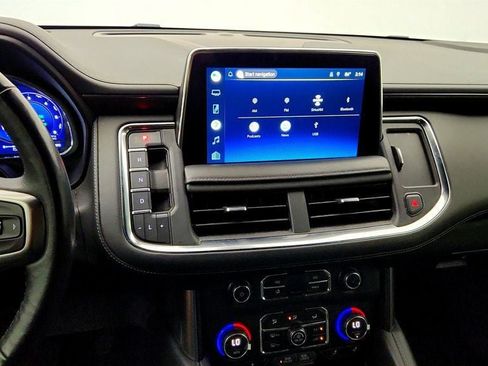 Used 2022 Chevrolet Tahoe LT w/ Luxury Package AWD/4WD image 16