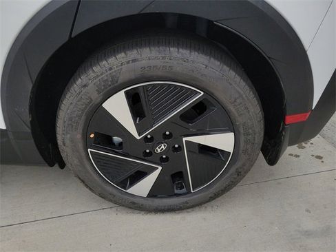 New 2026 Hyundai Ioniq 5 SE image 22