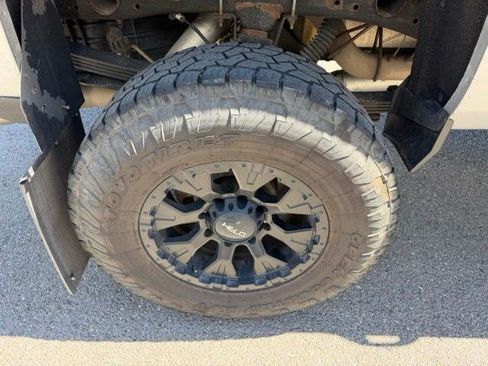 Used 2019 Chevrolet Silverado 2500 LT w/ LT Convenience Package AWD/4WD image 5