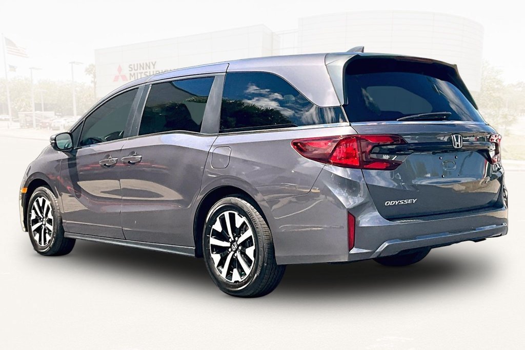 Used 2025 Honda Odyssey EX-L image 4