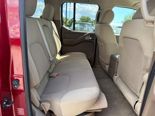 Used 2007 Nissan Frontier SE w/ Power Pkg AWD/4WD image 23