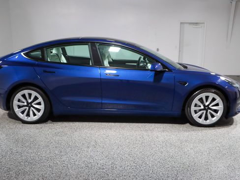 Used 2022 Tesla Model 3 Long Range image 6