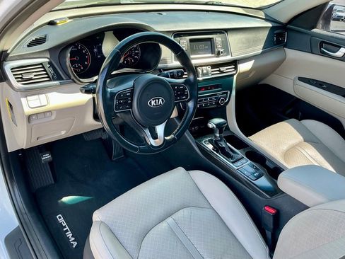 Used 2016 Kia Optima EX FWD image 38