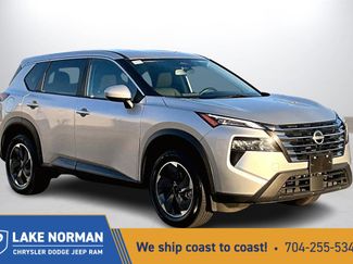 Used 2024 Nissan Rogue SV video 1