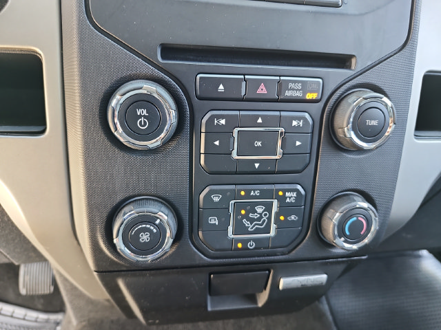 Used 2013 Ford F150 XLT w/ XLT Chrome Pkg RWD image 26