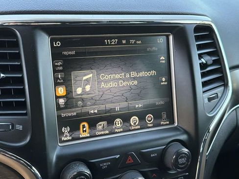 Used 2017 Jeep Grand Cherokee Limited w/ Luxury Group II AWD/4WD image 15