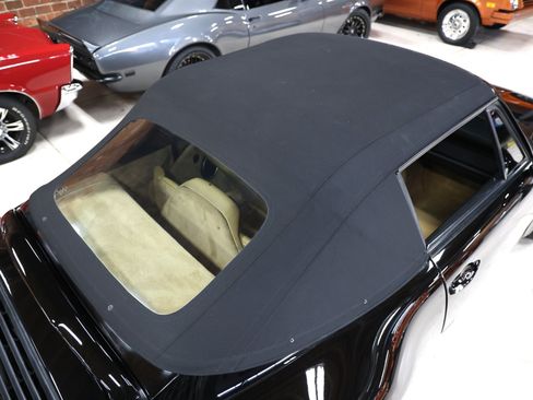 Used 1995 Porsche 911 Cabriolet image 24