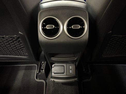 Certified 2025 Mercedes-Benz GLB 250 image 11