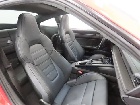 Certified 2026 Porsche 911 Carrera GTS RWD image 43