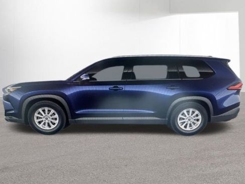 Used 2026 Toyota Grand Highlander XLE image 2