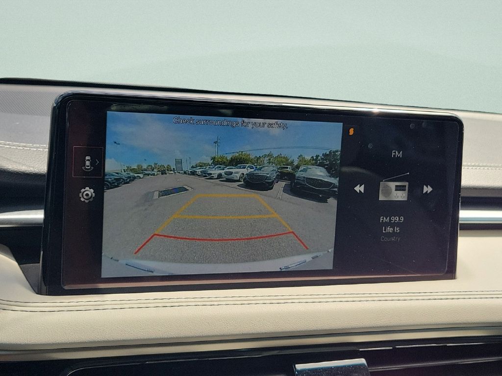 Used 2025 Genesis G70 2.5T RWD image 23