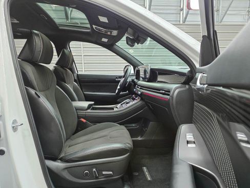 Used 2025 Hyundai Palisade Calligraphy AWD/4WD image 18
