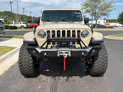 Used 2022 Jeep Gladiator Sport AWD/4WD image 3