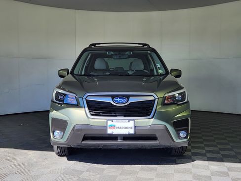 Used 2021 Subaru Forester Premium image 2