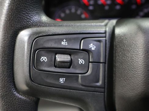 Used 2022 Chevrolet Silverado 1500 Custom image 35