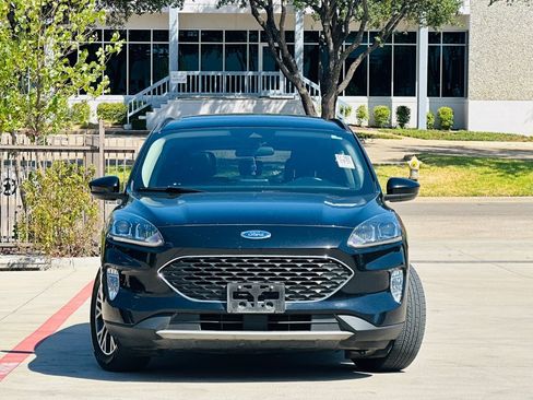 Used 2020 Ford Escape SEL FWD image 2