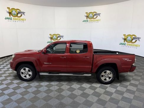 Used 2010 Toyota Tacoma Base image 6