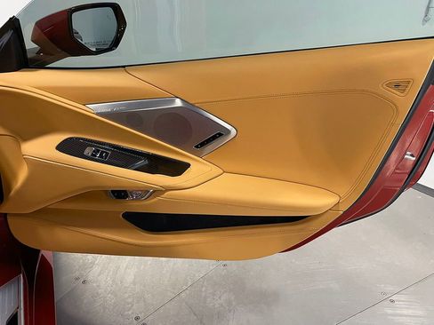 Used 2021 Chevrolet Corvette Stingray w/ Z51 Performance Package image 47