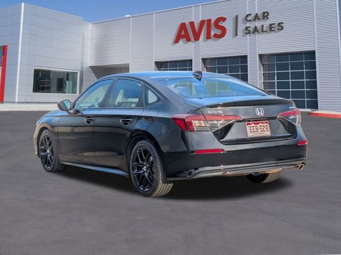 Used 2025 Honda Civic Sport image 9