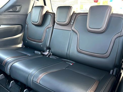 New 2026 Nissan Armada SL w/ Captain's Chari Seat Package AWD/4WD image 15