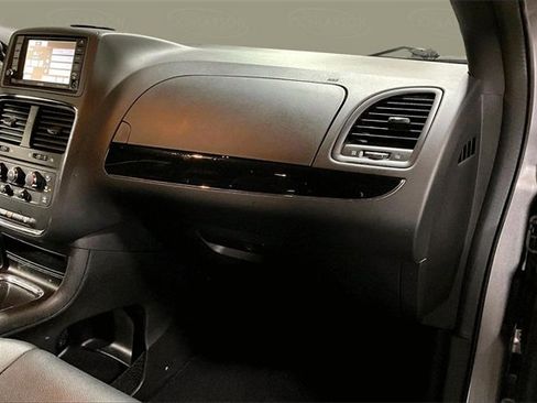 Used 2018 Dodge Grand Caravan SXT w/ Blacktop Package image 30