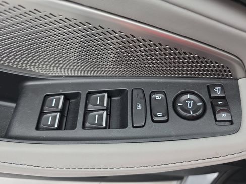 Certified 2023 Acura MDX FWD w/ Technology Package image 28
