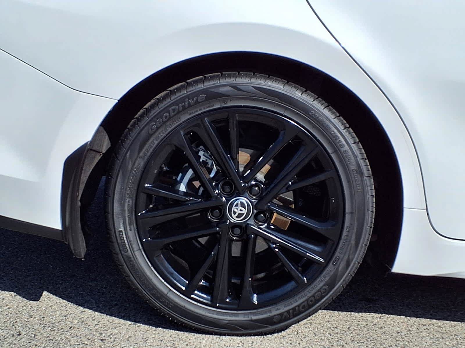 Certified 2025 Toyota Camry SE FWD image 7