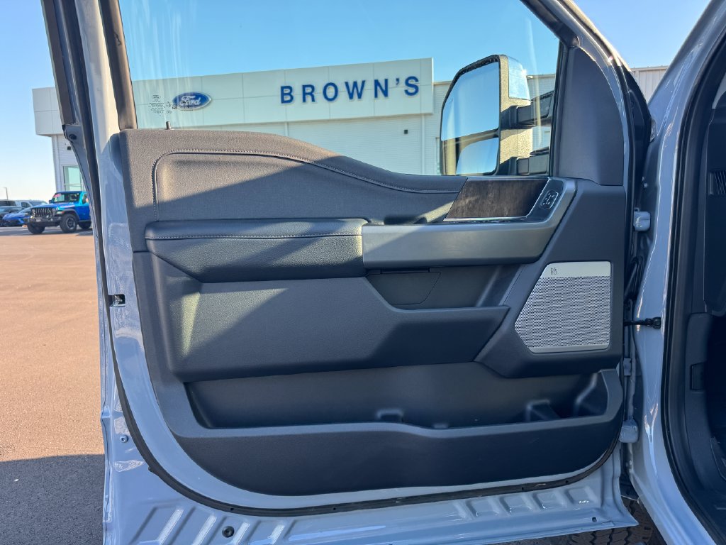 Used 2026 Ford F350 Lariat w/ Chrome Package AWD/4WD image 21