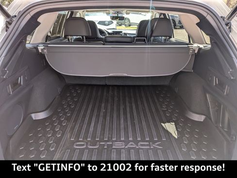 Used 2022 Subaru Outback Limited image 16