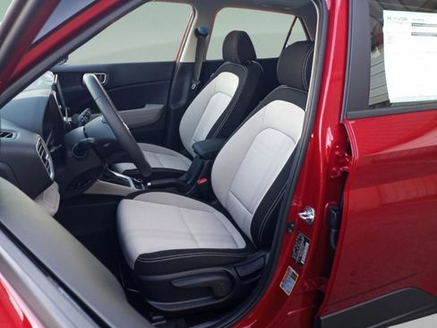 New 2026 Hyundai Venue SEL image 19