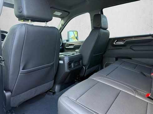 Used 2025 Chevrolet Silverado 3500 LT w/ Texas Edition AWD/4WD image 23