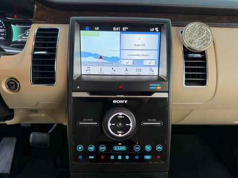 Used 2019 Ford Flex Limited image 19