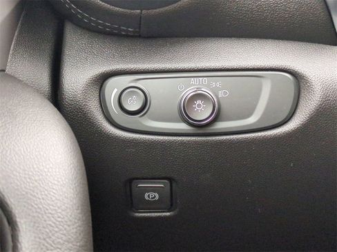 Certified 2022 Chevrolet Blazer LT image 18