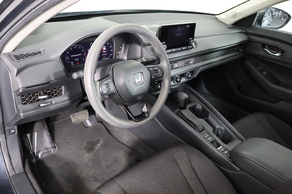 Used 2024 Honda Accord EX image 18