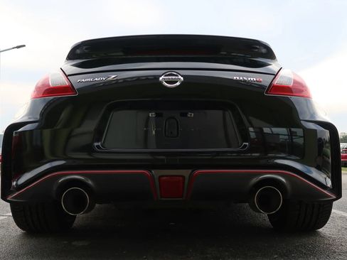 Used 2019 Nissan 370Z NISMO image 10