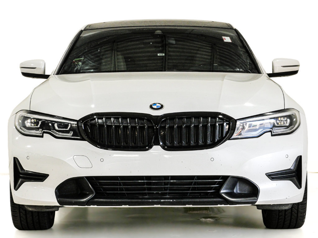 Used 2020 BMW 330i xDrive Sedan w/ Convenience Package AWD/4WD image 2
