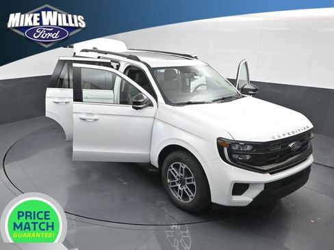 New 2025 Ford Expedition Active image 25