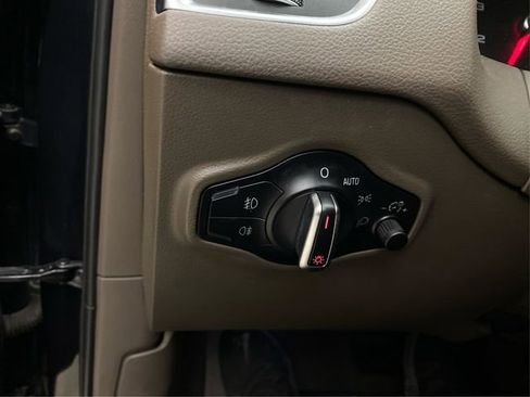 Used 2017 Audi Q5 2.0T Premium image 23