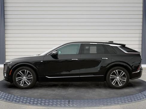 Used 2024 Cadillac Lyriq Luxury RWD image 4