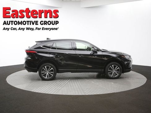 Used 2022 Toyota Venza LE image 43