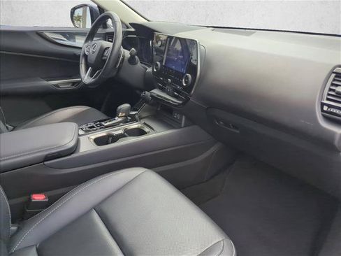 Used 2023 Lexus NX 250 FWD w/ Towing Package (2000 Lbs) image 24