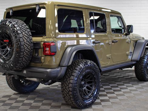 Used 2026 Jeep Wrangler Moab image 3