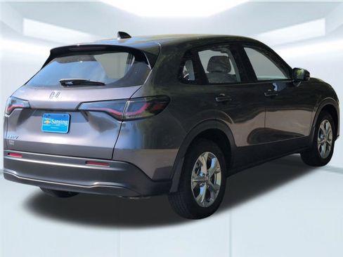 Used 2025 Honda HR-V LX image 6